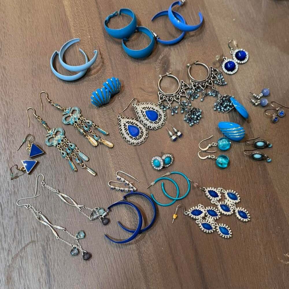 Blue Earring Jewelry Bundle Mixed Lot Hoops Chandelier Studs 20 Pair Lot - Picture 2 of 3